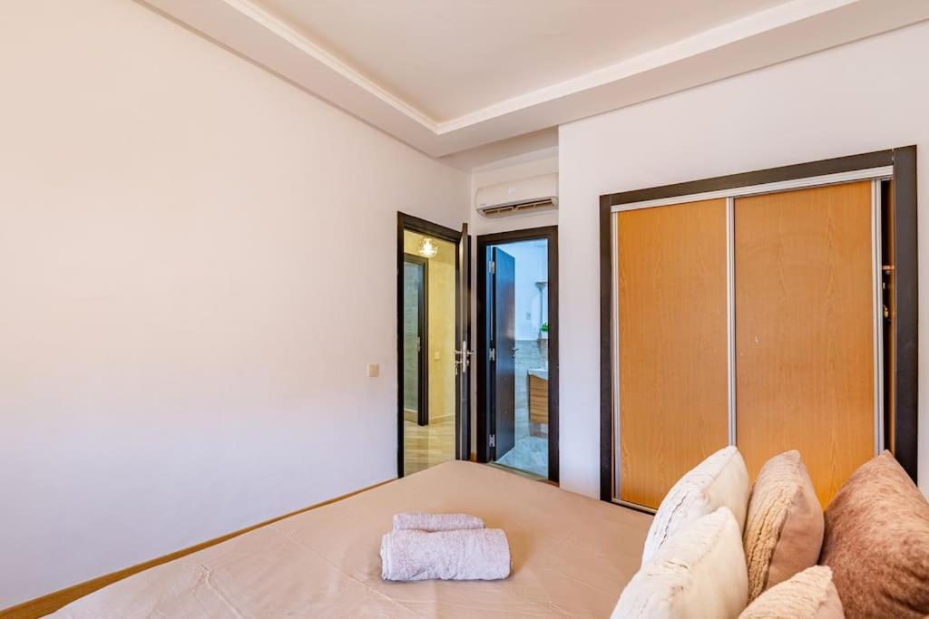New! App Emeraude Confort Avec Piscine & Parking Appartement Marrakesh